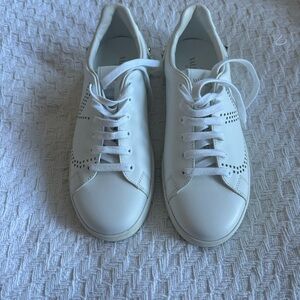 NEVER WORN Valentino White Leather Sneakers NEW